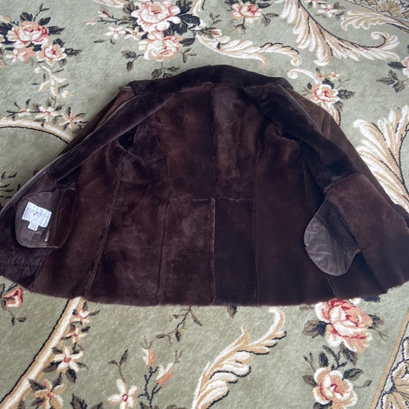 Lamb shearling jacket - Picture 13 of 14